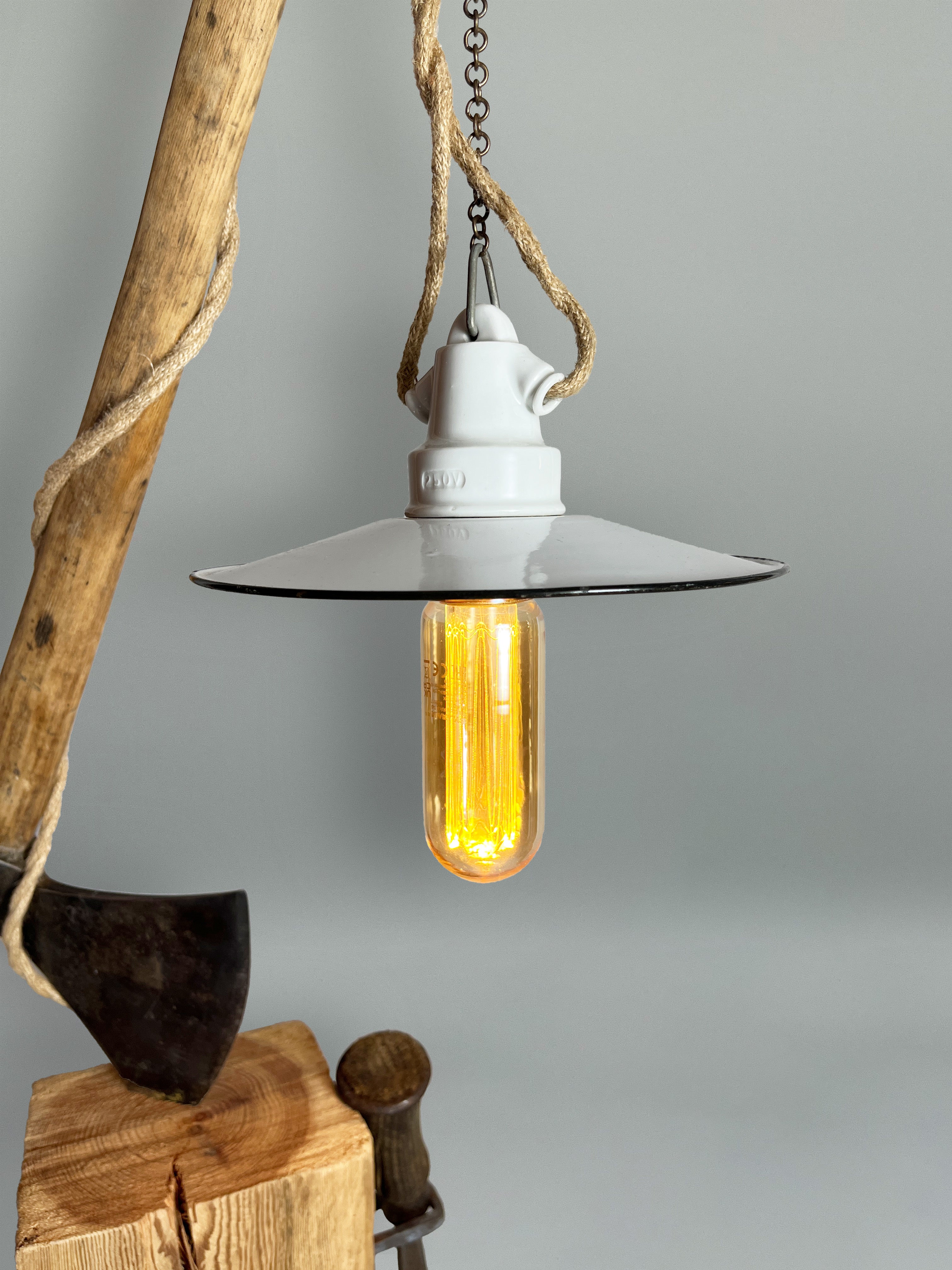Stehlampe Emilia – Unikat