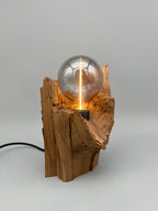 Nachttischlampe aus Hof zu Wil Eiche (Bruchholz)