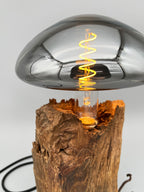 Nachttischlampe aus Hof zu Wil Eiche mit Pilz-Glühbirne