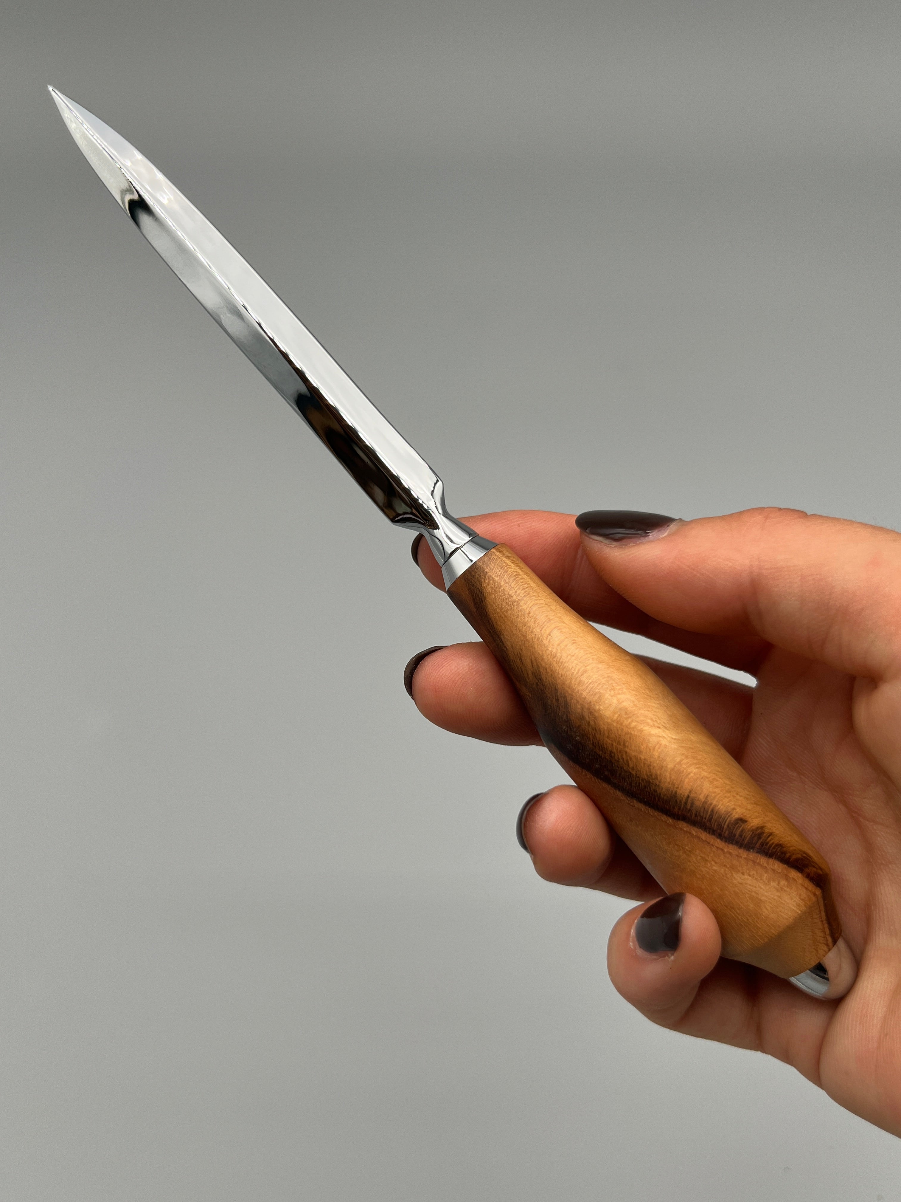 Schnüffler Brieföffner