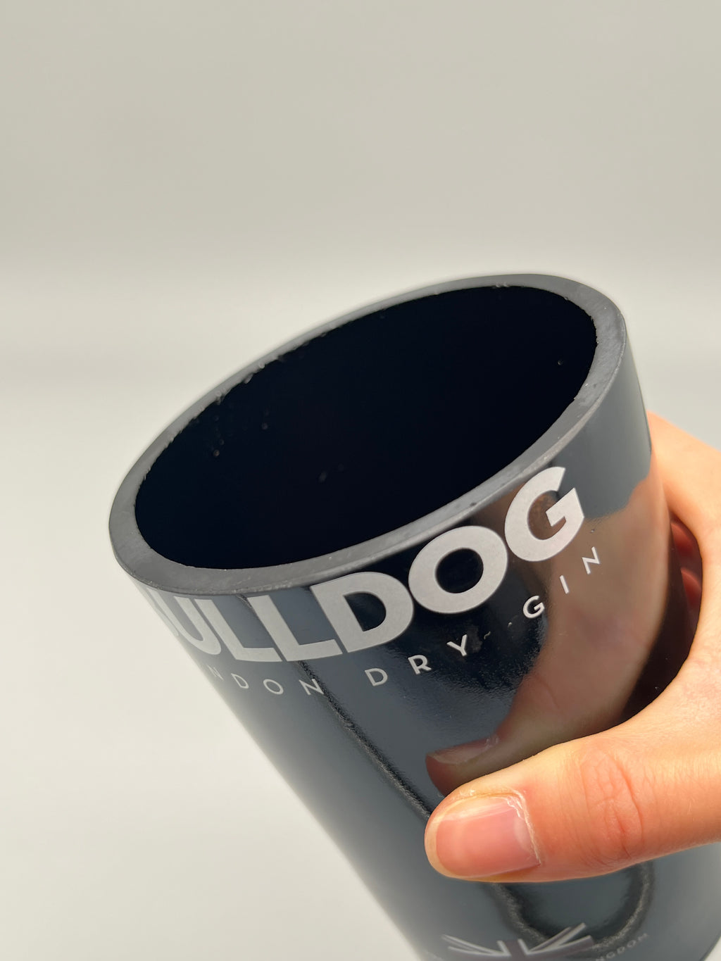 Allrounder Glas – Bulldog London Dry Gin