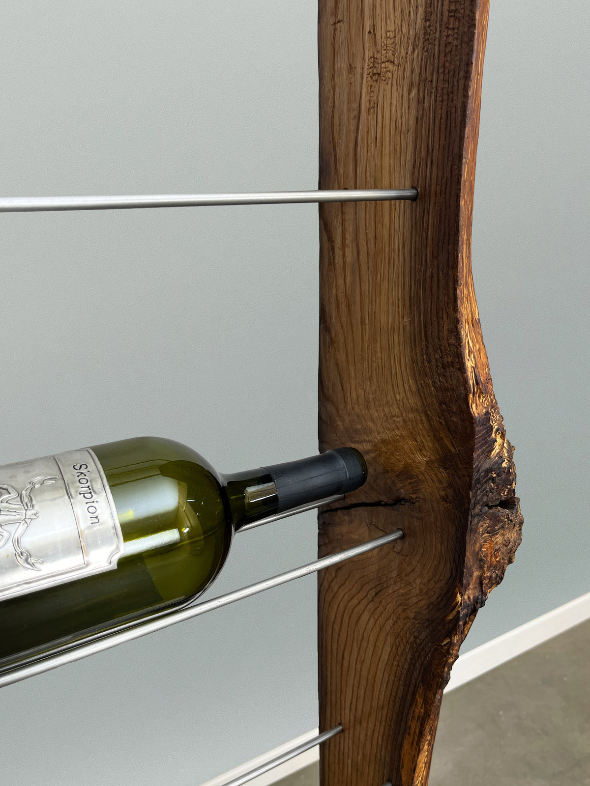 Weinregal – Altholz Eiche aus dem Hof zu Wil