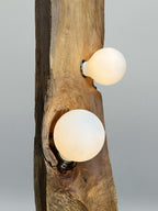 Stehlampe – Wandschwelle aus der Nordseite des Hof zu Wil