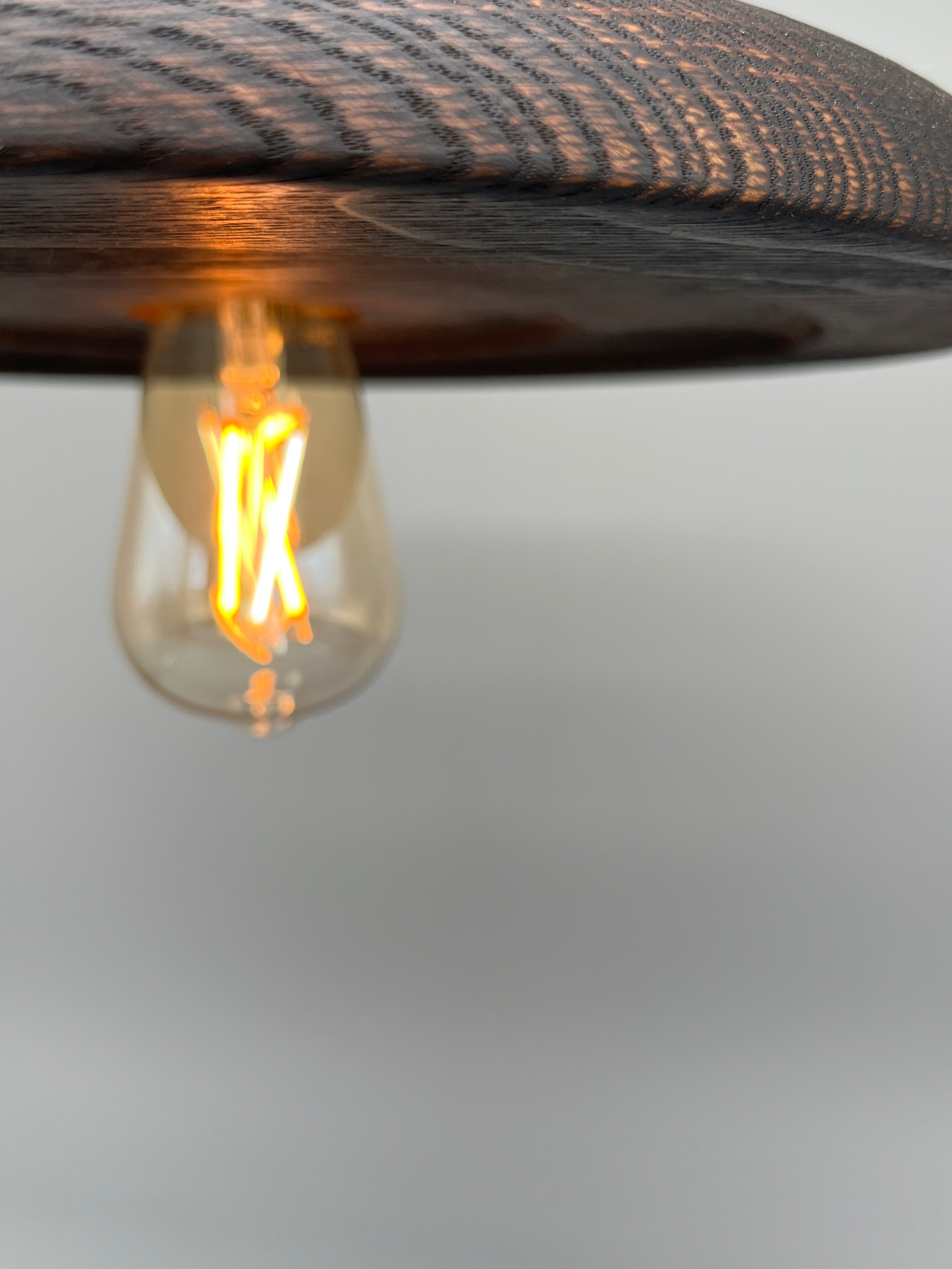 Glühwürmli – Holz Lampenschirm, Eiche geflammt