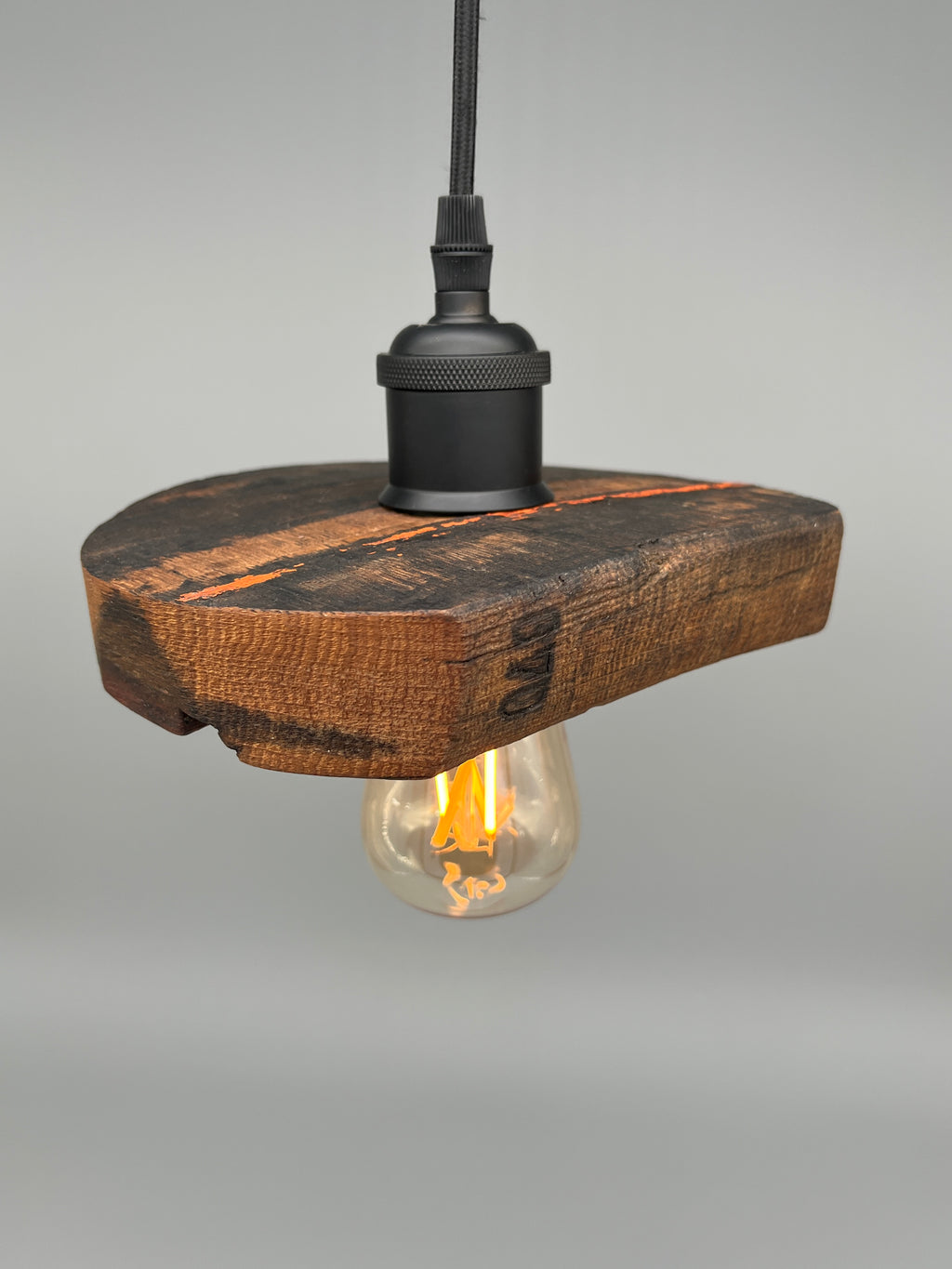 Glühwürmli – Holz Lampenschirm, Eiche aus Weinfass