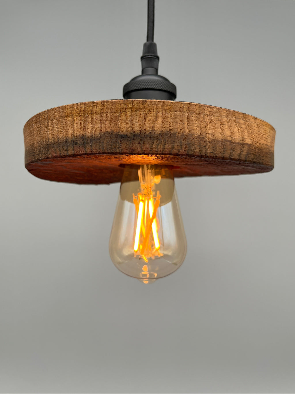 Glühwürmli – Holz Lampenschirm, Eiche aus Weinfass