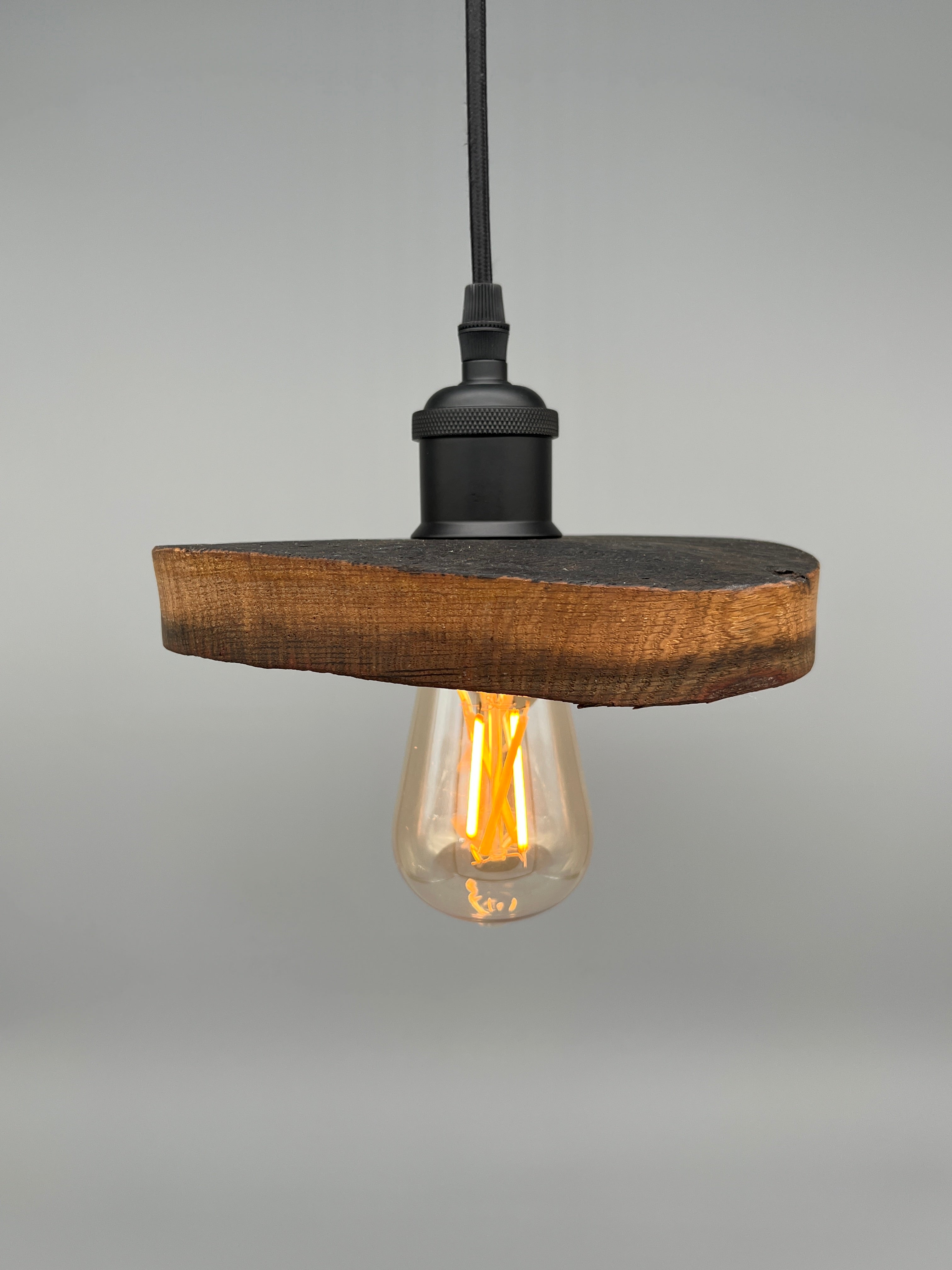 Glühwürmli – Holz Lampenschirm, Eiche aus Weinfass