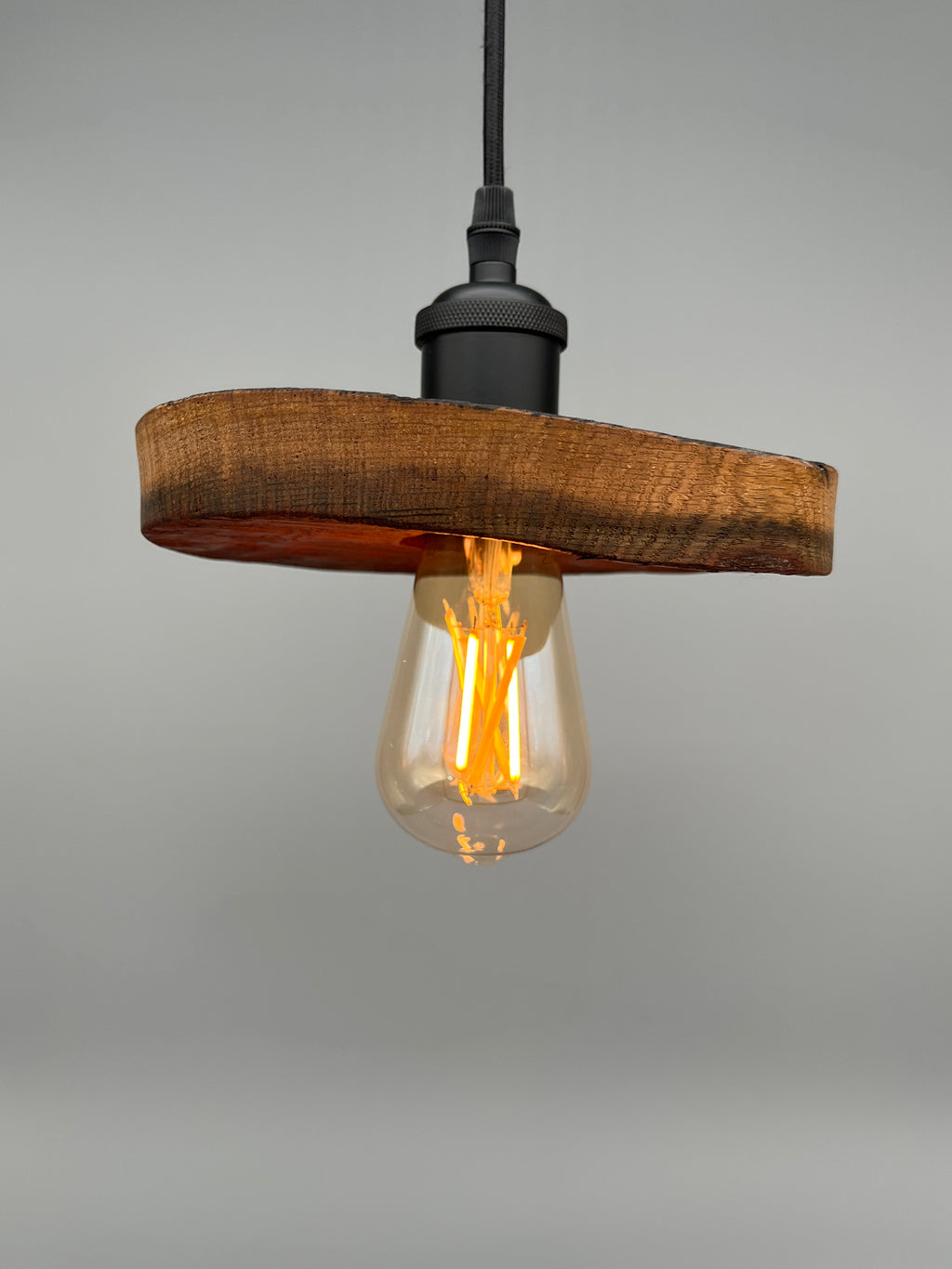 Glühwürmli – Holz Lampenschirm, Eiche aus Weinfass