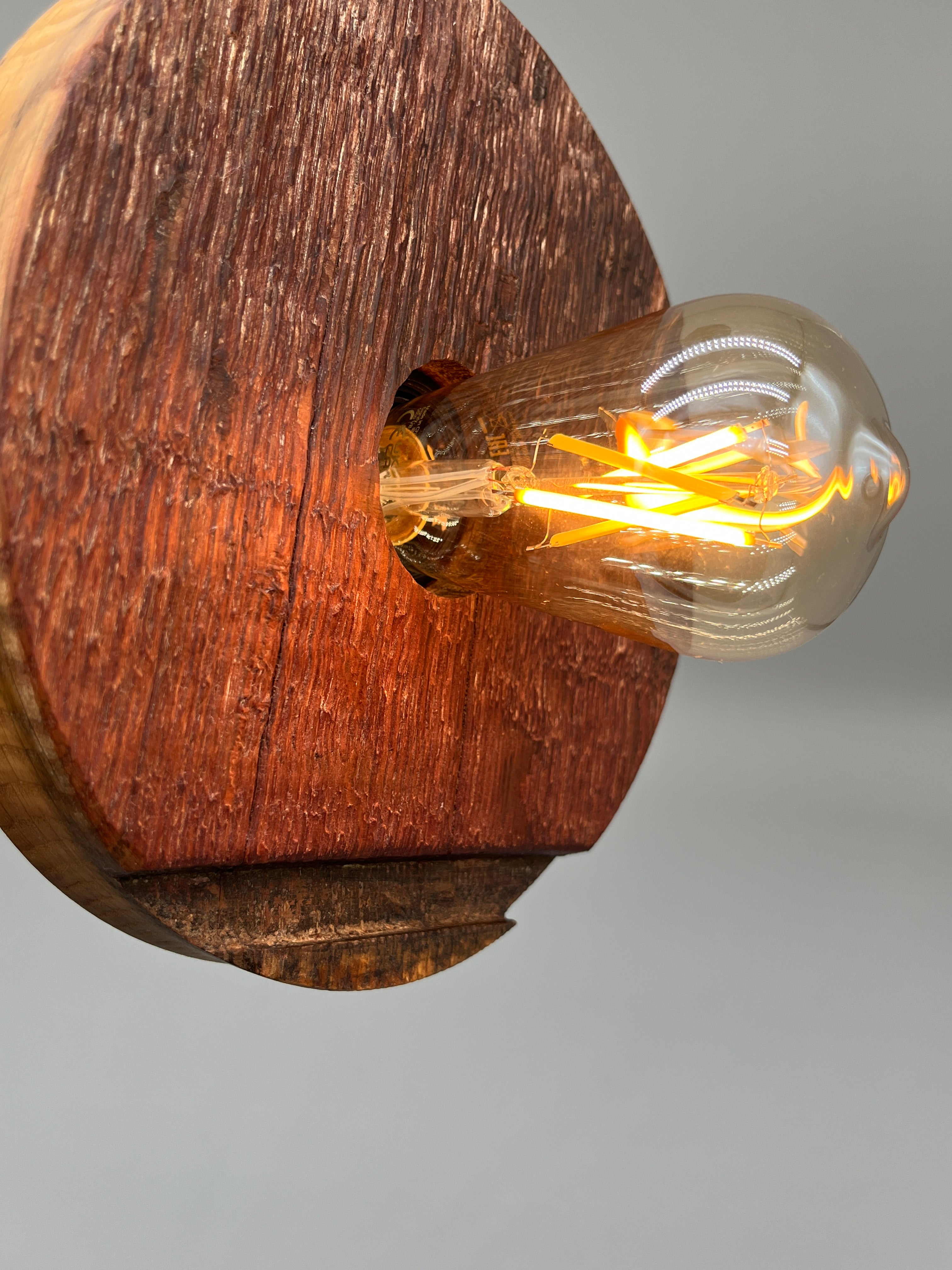 Glühwürmli – Holz Lampenschirm, Eiche aus Weinfass