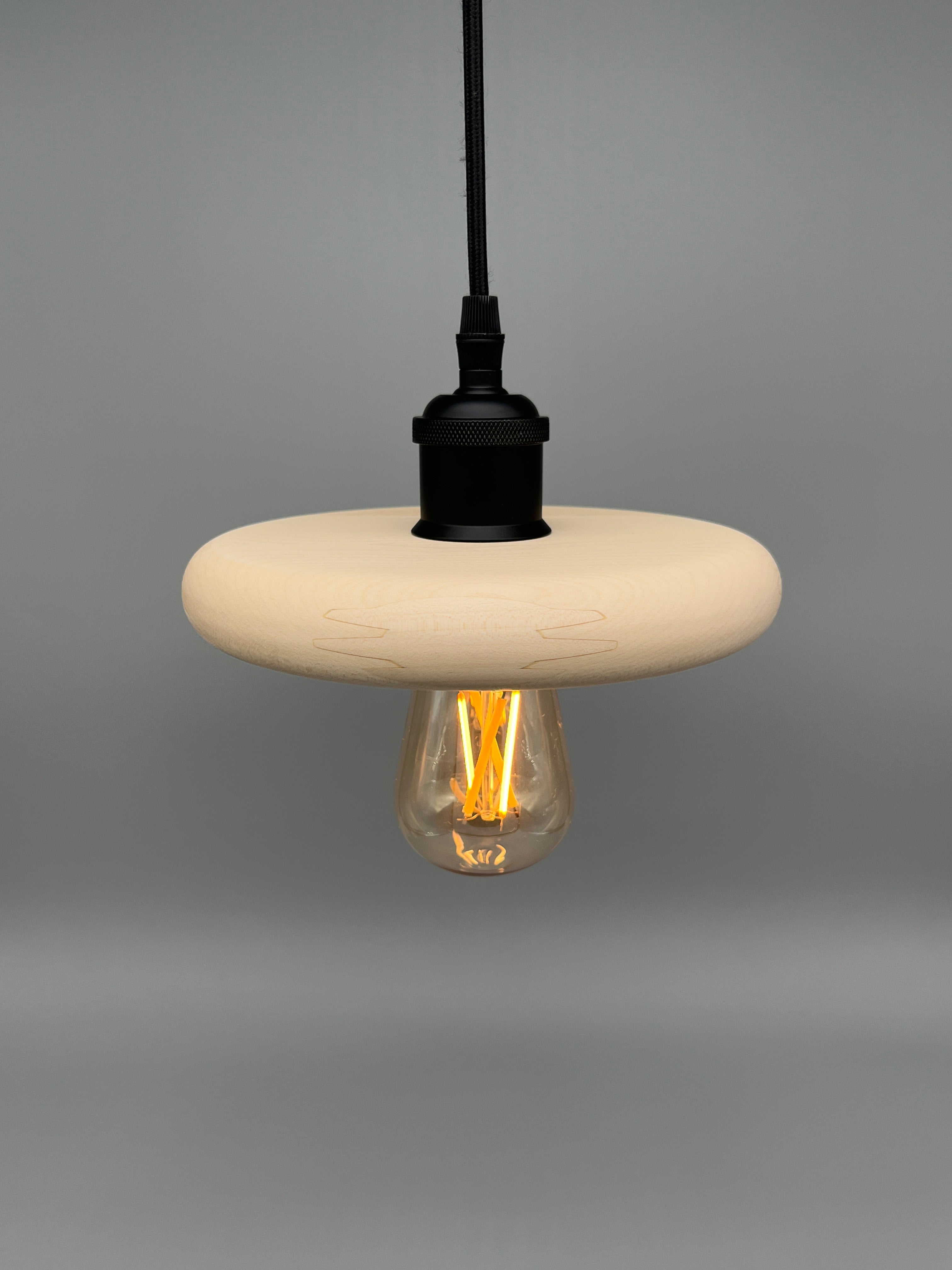 Glühwürmli – Holz Lampenschirm, Birne