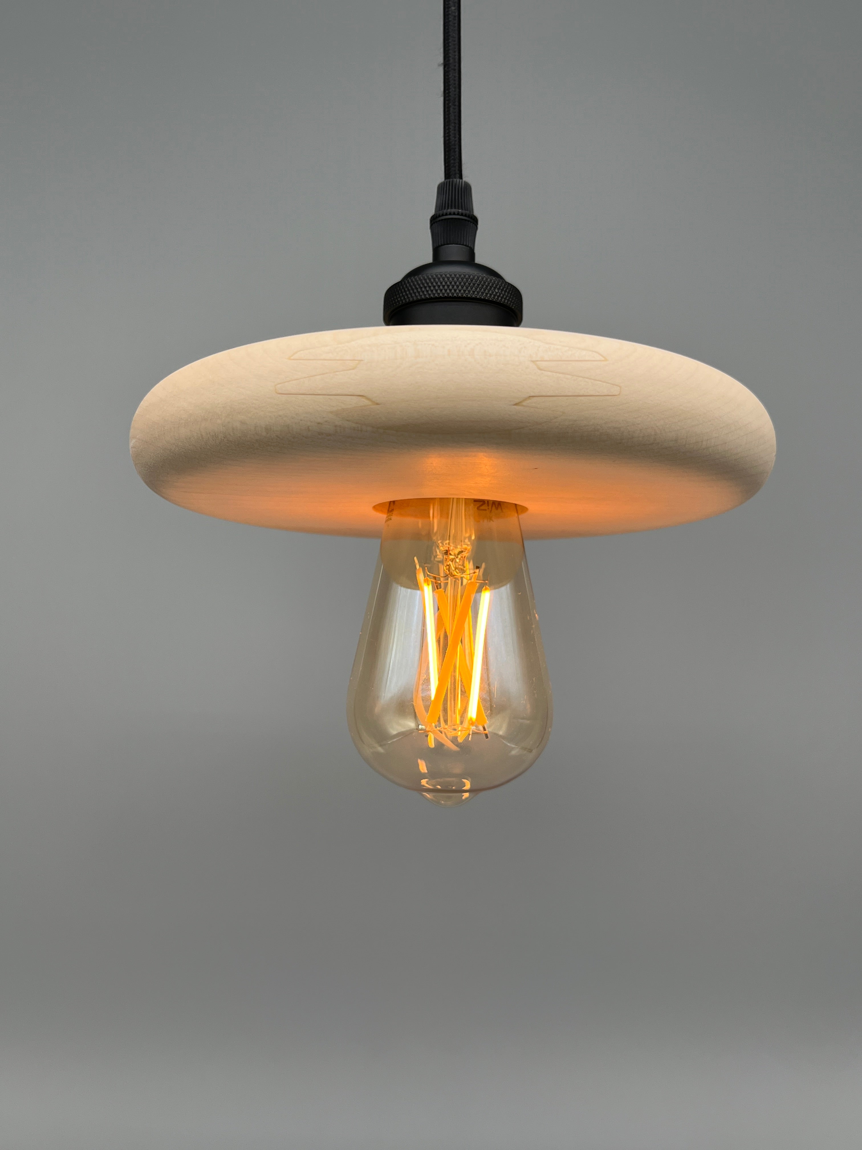 Glühwürmli – Holz Lampenschirm, Birne