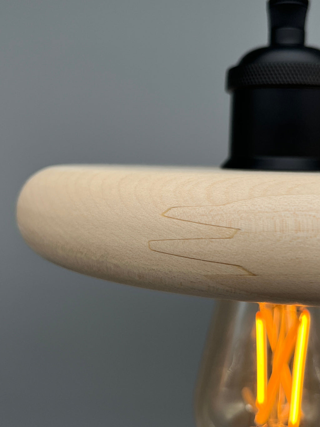 Glühwürmli – Holz Lampenschirm, Birne