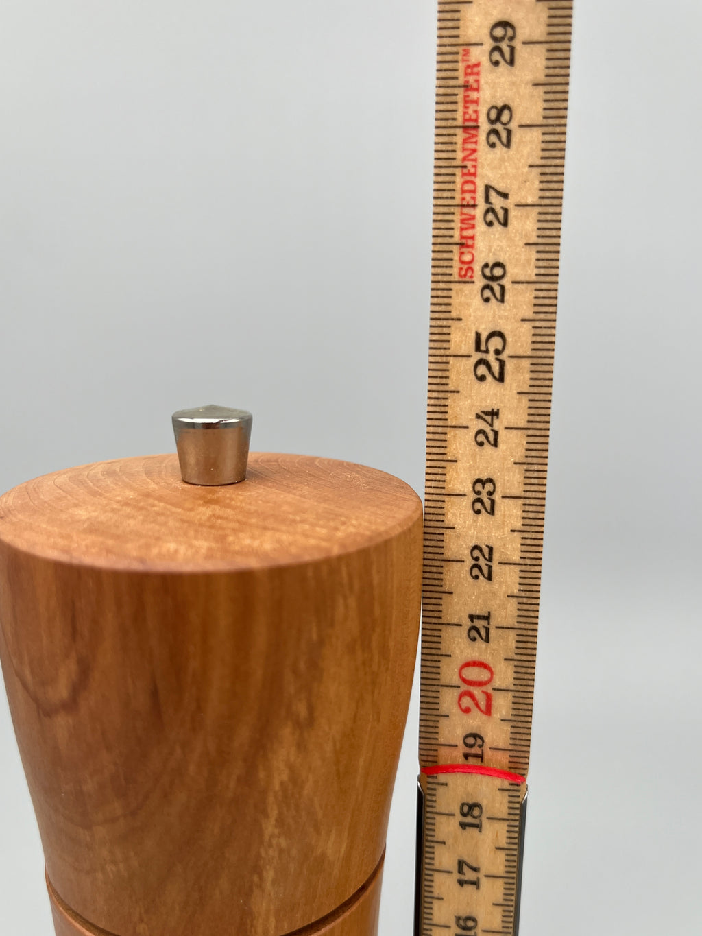 Pfeffer- und Salzmühle Set mit Brettli – Weissdorn