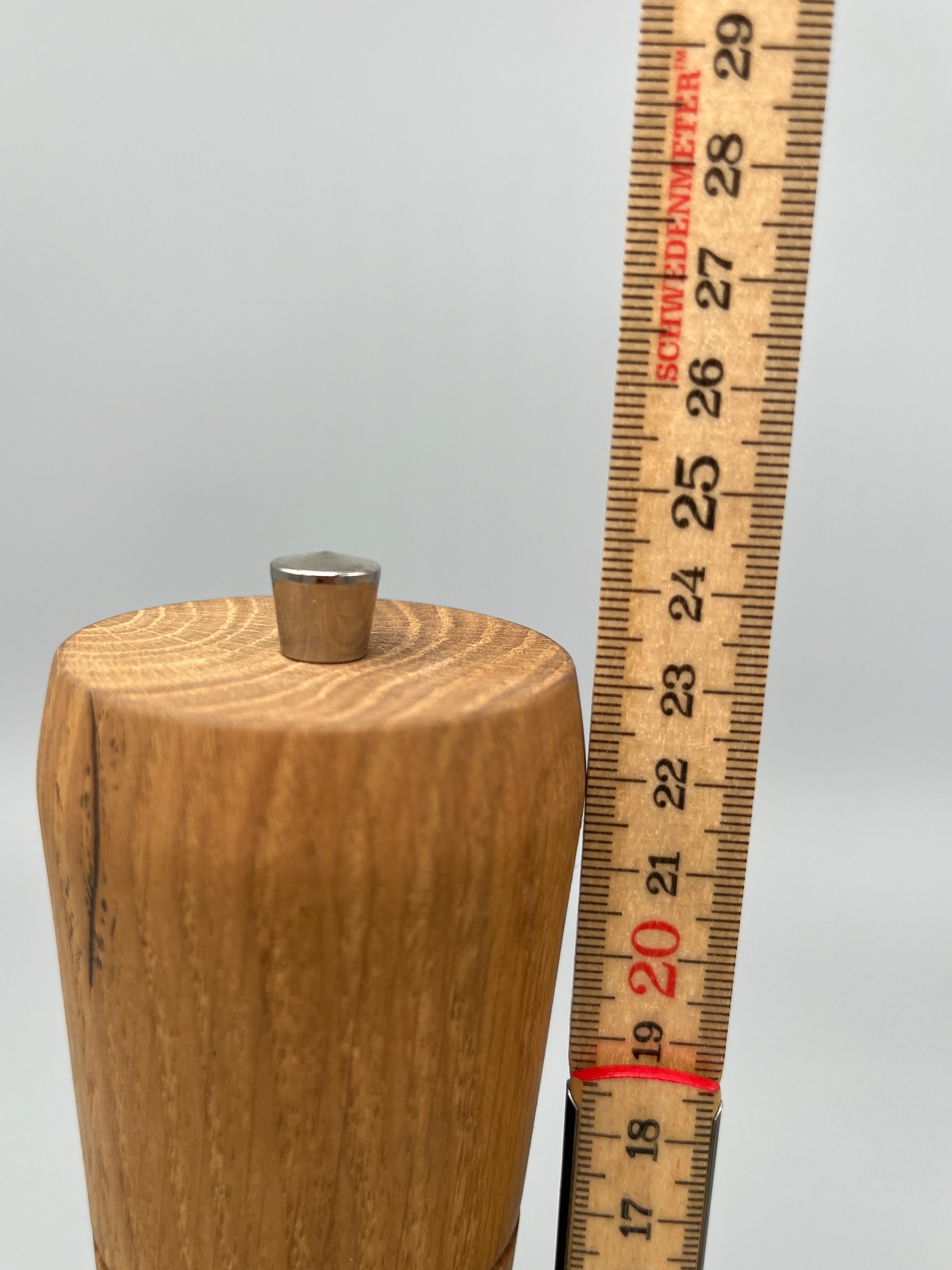 Pfeffer- und Salzmühle Set mit Brettli – Eiche