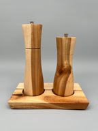 Pfeffer- und Salzmühle Set mit Brettli – Ulme