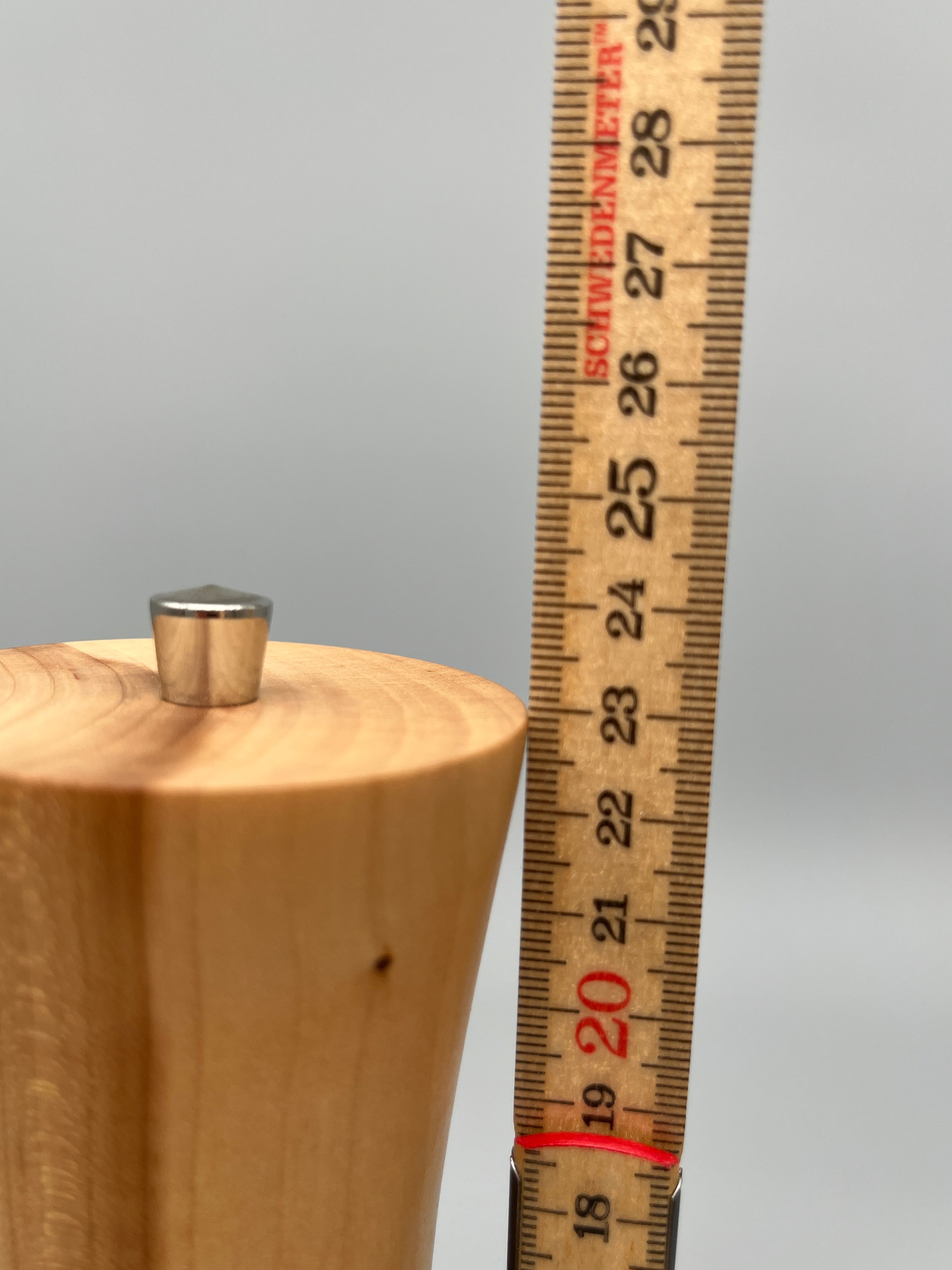 Pfeffer- und Salzmühle Set mit Brettli – Ulme