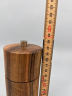 Pfeffermühle – Nussbaum